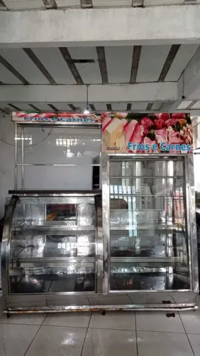 Expositor de carne frigorífico .