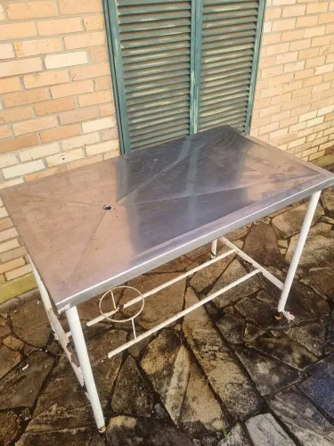 Mesa cirúrgica veterinária aço inox