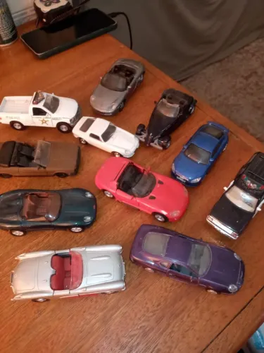 CARRINHOS (COLEÇÃO ANTIGA)