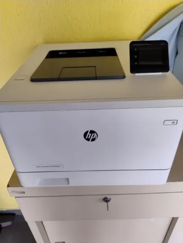 Impressora Hp Laserjet Pro Color M454DW + Kit Toner 04 UN USADOS + 04 CHIPS
