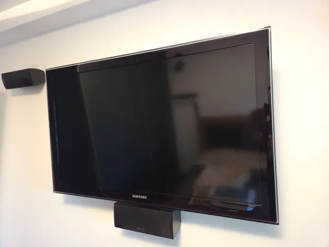 TV Samsung 40 polegadas Full HD 1080p