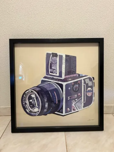 QUADRO 61x61cm acabamento em vidro