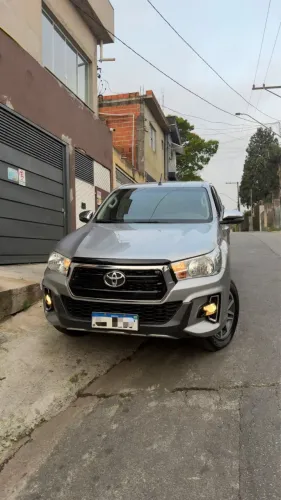 Toyota Hilux CD SRV 4X4 2.8 TDI Diesel Aut. 2020