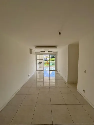 Apartamento 3 quatos com 2 suites na Rua Genaro de Carvalho 3.300