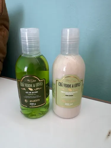 Combo (Shower Gel + Hidratante Chá Verde e Ervas)