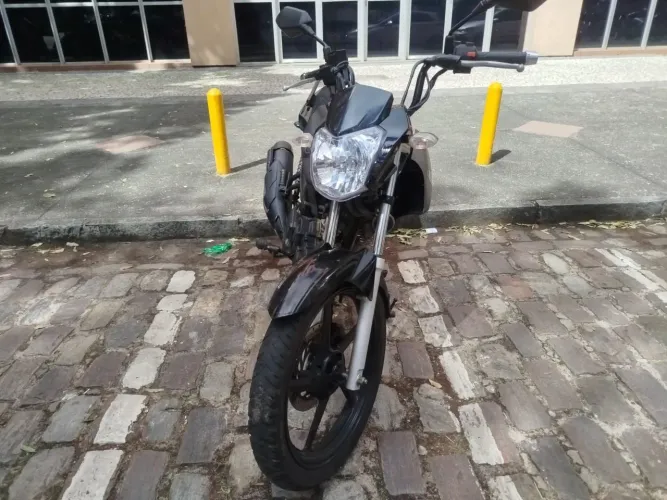 Aluguel/Alugo factor 2024 moto toda 0 e revisada