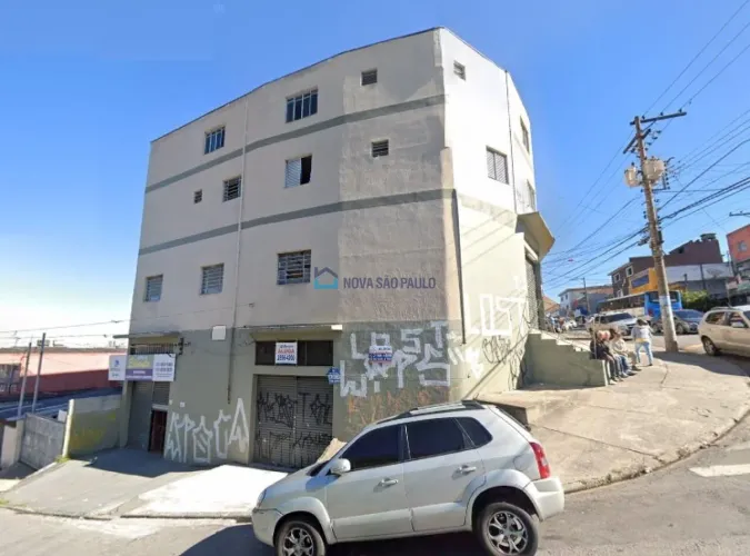 Prédio comercial à venda na Av. da Assembleia Diadema.