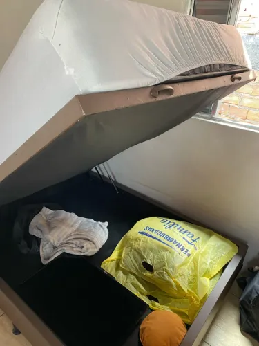 VENDO BÁU DE CAMA BOX CASAL