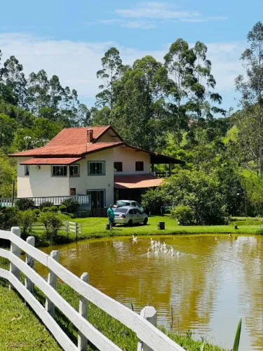 CHÁCARA À VENDA EM PARAIBUNA - UM VERDADEIRO REFÚGIO!<br>