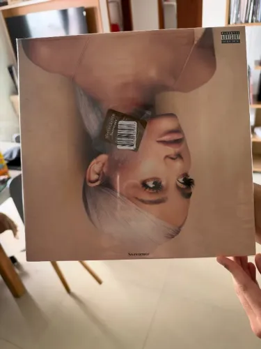 Sweetener - Exclusive Limited Edition Peach Colored 2x Vinyl LP