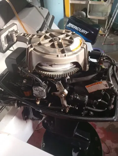 Motor de lancha  25hp Mercury 