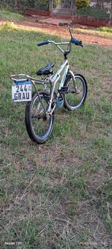 Bike aro20 cromada BMX montadinha