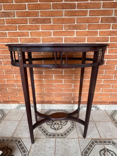Mesa Antiga Oval em Madeira Maciça com Aplicações de Bronze