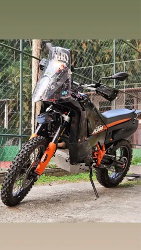 KTM 990 Adventure R