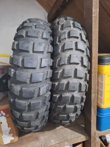 Par de Pneus Michelin Anakee Wild