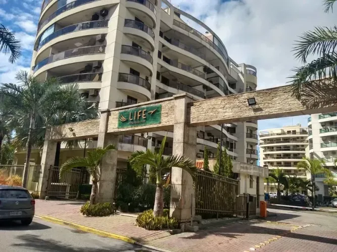 Recreio dos Bandeirantes - Condomínio Life Residencial - Excelente Apartamento Três Quarto