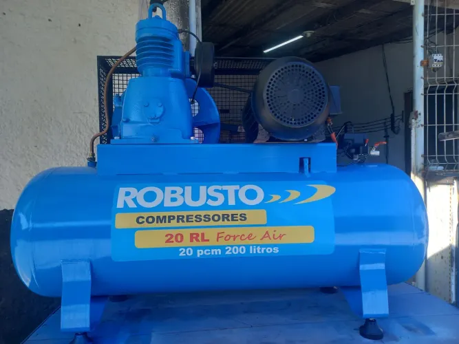 Compressor de Ar 20 pés 200 litros Trifásico 