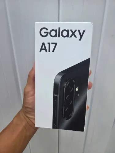 GALAXY A17 NOVO LACRADO ? 256 GB 8 RAM