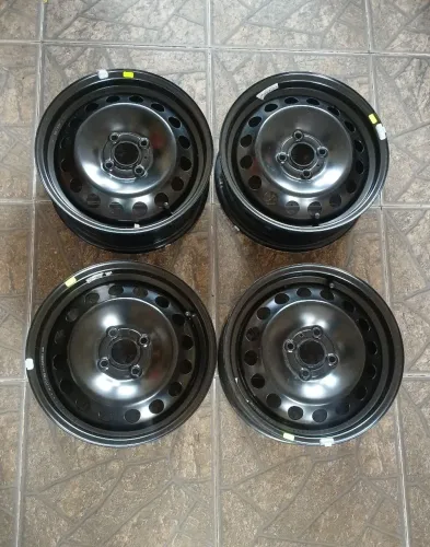 Vendo rodas de ferro aro 15 novas GM furacão 4x100 mm