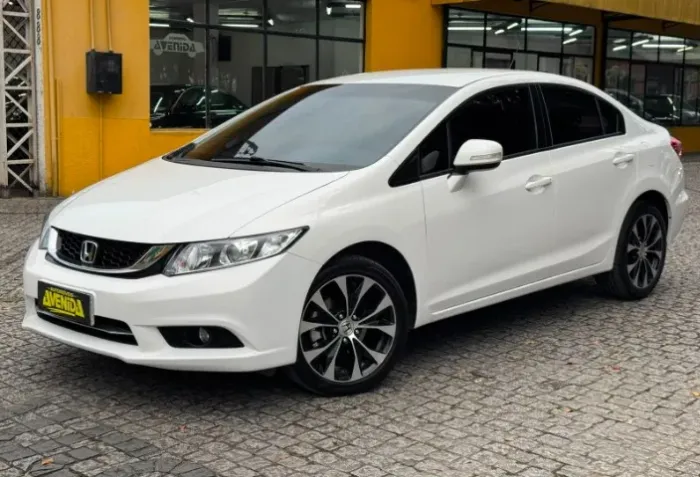 Honda Civic Sedan LXR 2.0 Flexone 16V Aut. 4P 2015