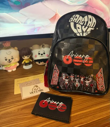 Mochilinha Arirang BTS (PRETA)