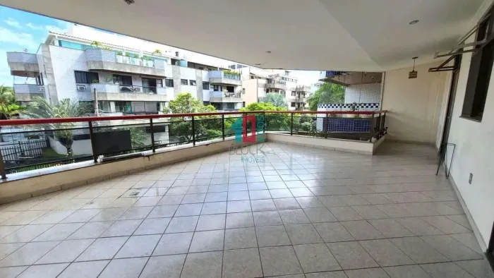 Recreio dos Bandeirantes | Apartamento 3 quartos, sendo 1 suite