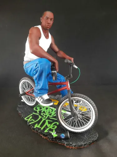 Figure CJ - Carl Johnson. (GTA San Andreas) Escala 1/6 - RESINA.