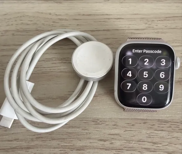 Apple Watch Series 8 GPS 41mm Alumínio (2022)
