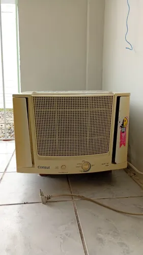 condicionador de ar Consul 7.500 BTUs (modelo janela)