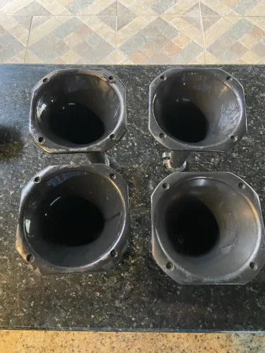 Vendo ou troco por celular