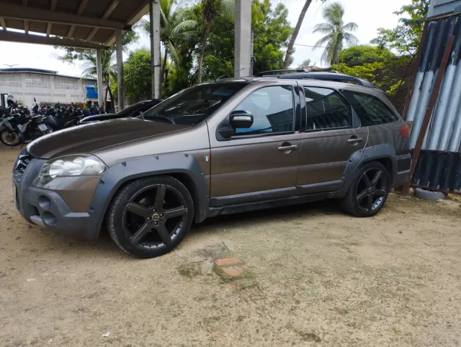 Fiat Palio Weekend Adventure Locker 1.8 Flex 2012