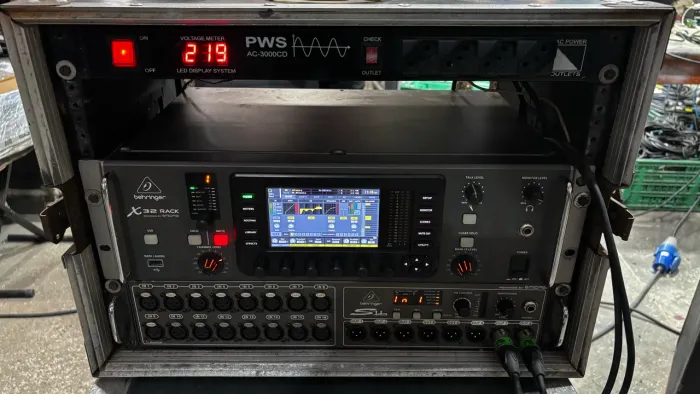Mesa de som x32