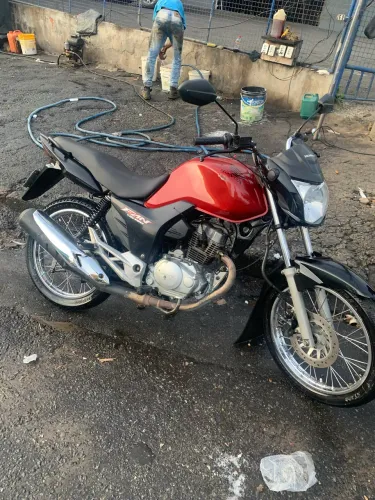 Pra bolo em xre 2011 vela fina ou vender !