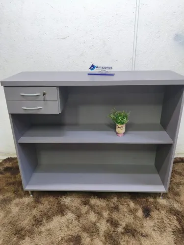 Balcão Reto para Atendimento