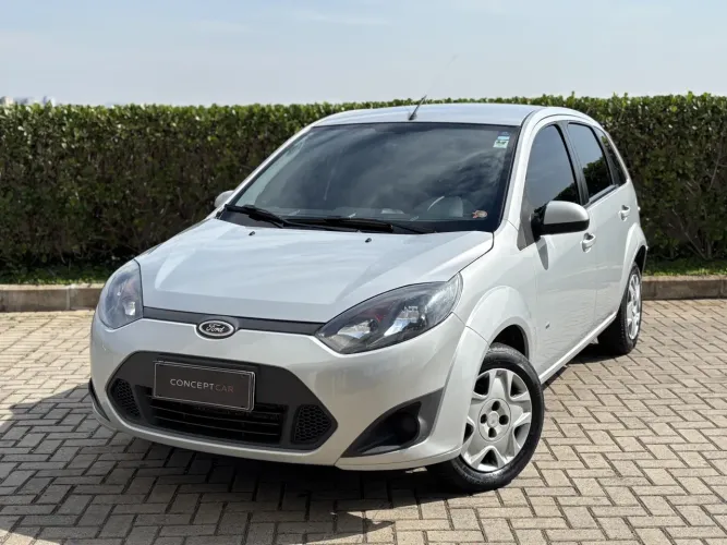 Ford Fiesta 1.0 Rocam SE Plus Hatch 8V Flex 4P Manual 2014