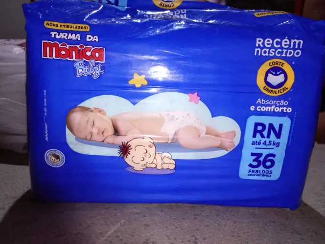 Vendo Fraldas da turma da Monica RN 6 pacote