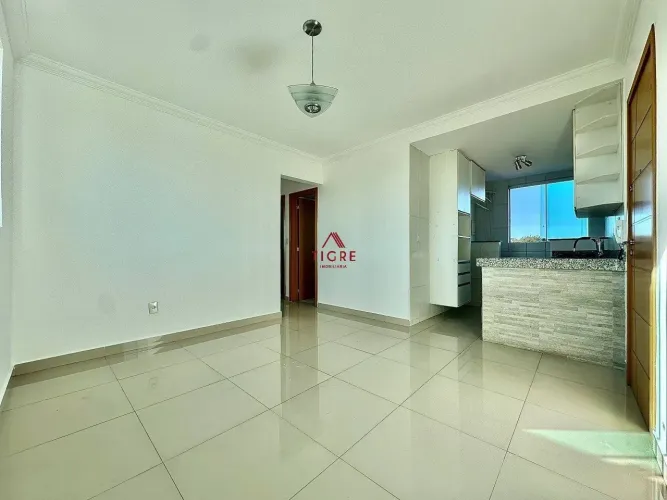 Apartamento com 3 quartos para locação, 80m²