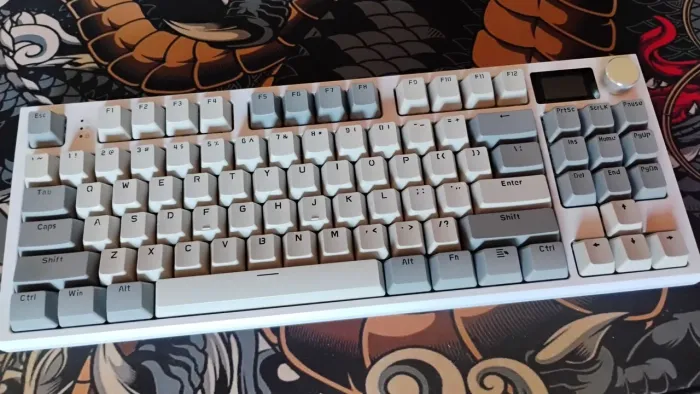 Teclado mecânico Wireless Attack Shark K86 com Switchs Akko Creamy Yellow Pro