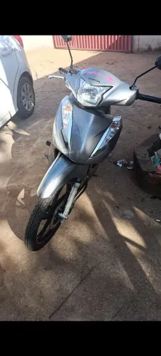 Vendo biz 125 2021 ou troco por outra maior 