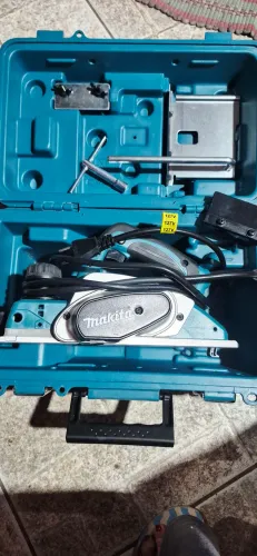 Vendo Plaina Elétrica Makita