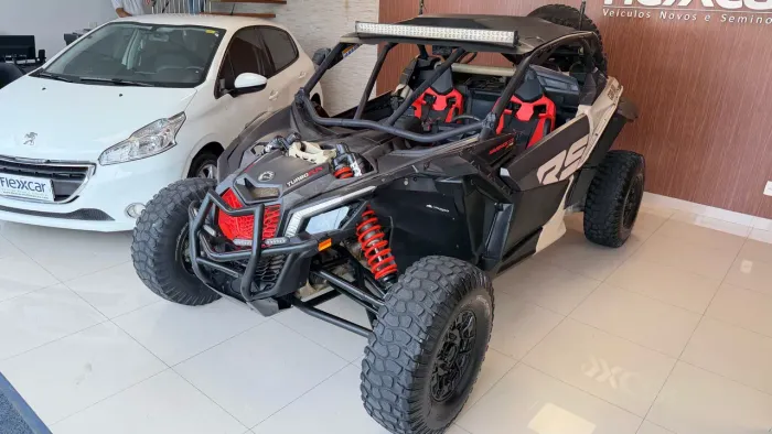 CAN AM Outlander Max XT 2021