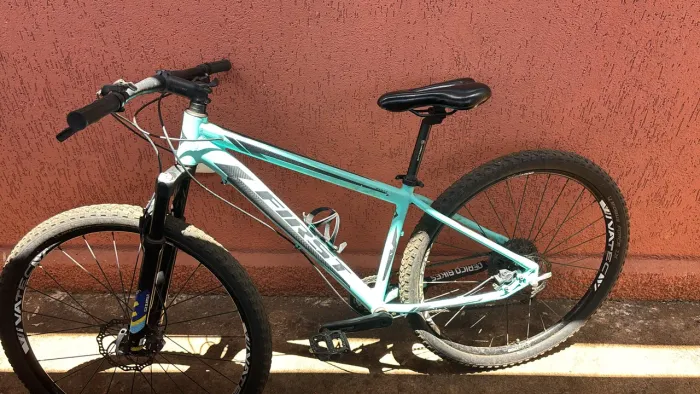 Vende-se bicicleta aro 29