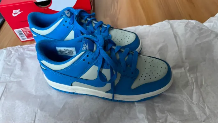 Tênis da Nike zero na caixa 