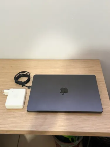 MacBook M4 PRO 24Gb 512GB 14? bat100%