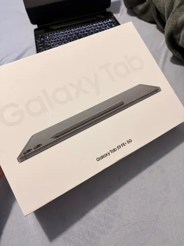 Samsung Galaxy Tab s9 FE+ 5G