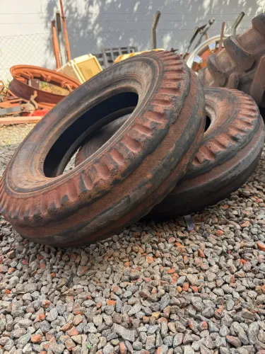 Pneus usados para trator 7.50-16