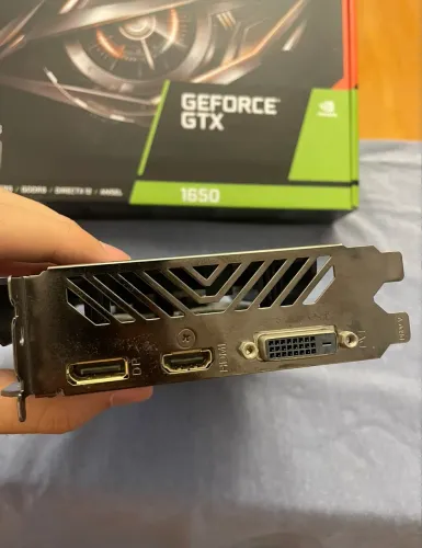 Paca de vídeo Gigabyte GTX1650, 4gb