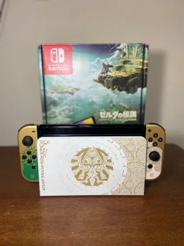 Nintendo Switch OLED Edição Especial Zelda Tears Of The Kingdom Completo Na Caixa