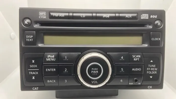 Rádio Automotivo Cd Player Nissan Clarion No Estado