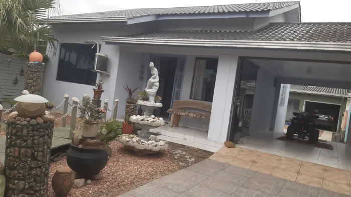 linda casa na praia
